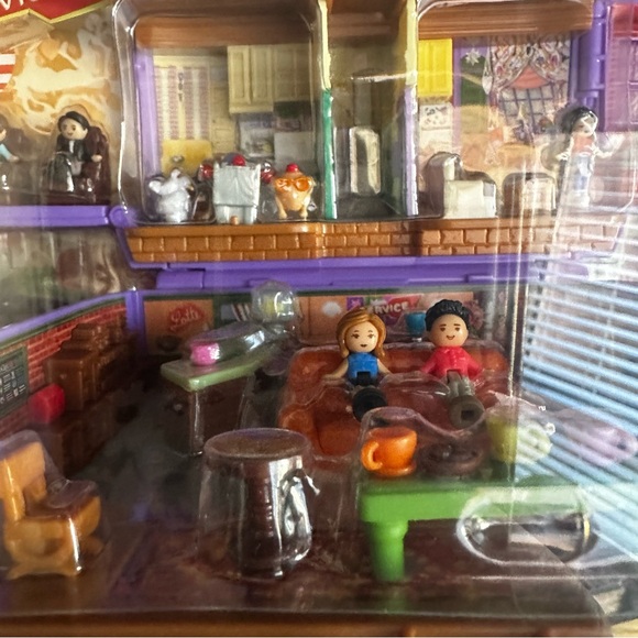 Mattel Polly Pocket FRIENDS Playset Huge Compact Sealed New in Box - Picture 6 of 12